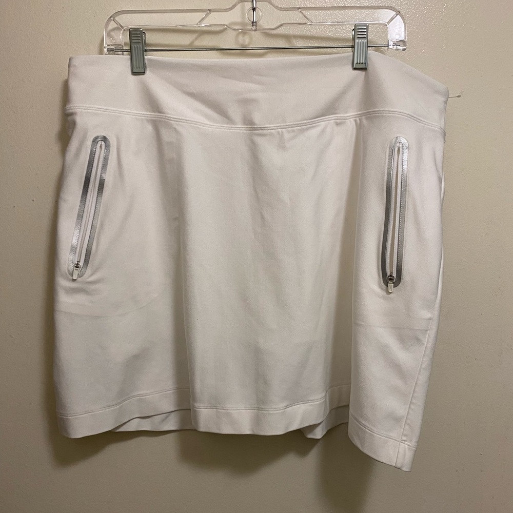 Nike White Mini Skirt with Zipper Pockets